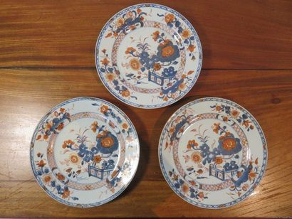 CHINE, Compagnie des Indes Suite de trois...