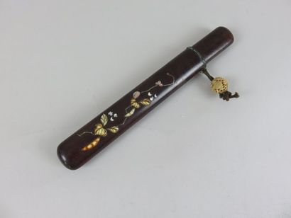 JAPON - XIXe siècle Kiseruzutsu (étui à pipe)...