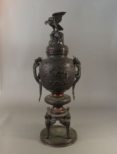 EXTRÊME-ORIENT - Début du XXe siècle Important...