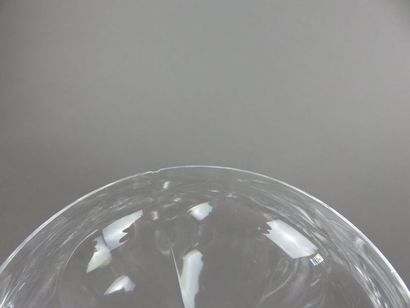 BACCARAT France Service de verres à pied...