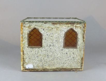 Petite vitrine avec poupées de mode pour...