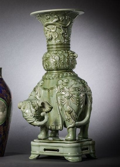 Théodore DECK, 1823-1891 Vase en céramique...