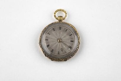 Gold cylinder watch signed Houdin in Paris...