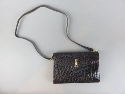 Shoulder bag with crocodile style shoulder...