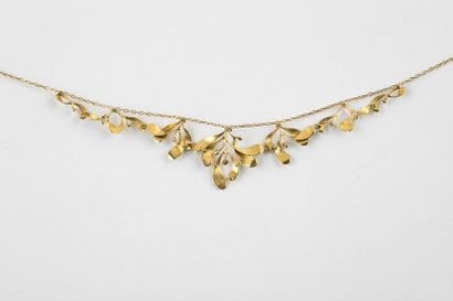 Chaine en or jaune maille forçat diamantée...