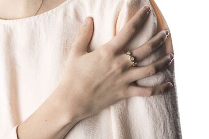 CHAUMET Yellow gold rush ring enhanced with...