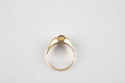 Yellow gold ring set with a brilliant cut...