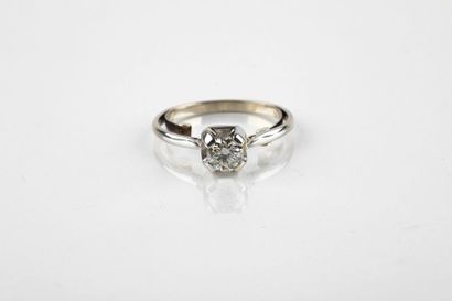 Solitaire ring in white gold and platinum,...