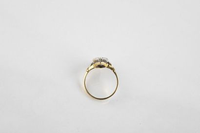 Marquise shaped ring, in yellow and white...
