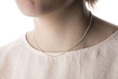 Necklace made of probable fine pearls. Ratchet...