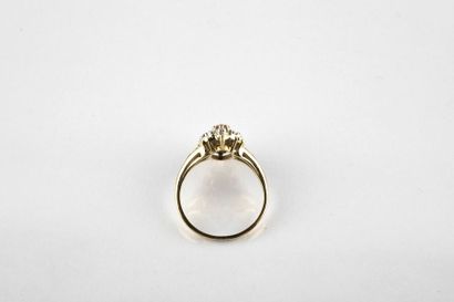 Marquise yellow gold ring, adorned with three...