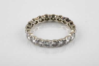 American white gold ring holding twenty 2.7-carat...