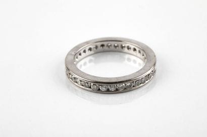 White gold wedding ring, complete set with...
