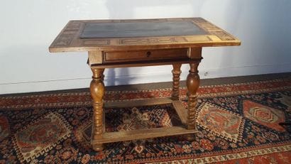 Changer table in walnut with maple inlaid...