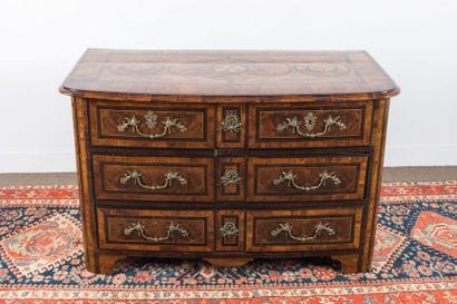 Large chest of drawers in olive wood marquetry...