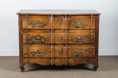 Chest of drawers in fruit wood: apple, cherry...