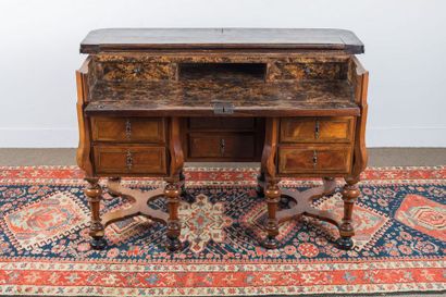 Mazarin desk in cherry wood, cherry veneer,...