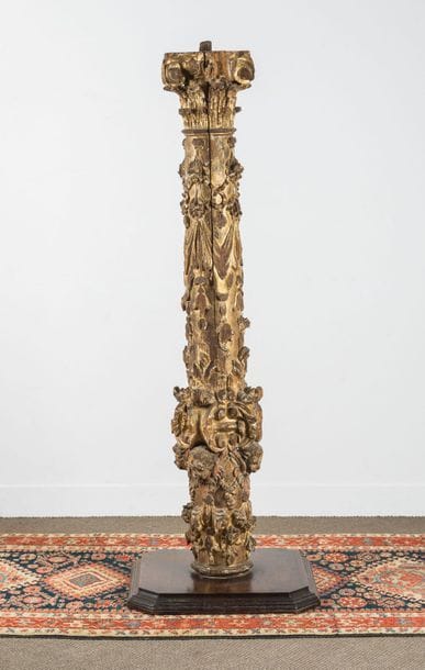 Column in carved and gilded wood, with traces...