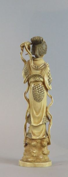 JAPAN - Meiji Period (1868-1912) Okimono...
