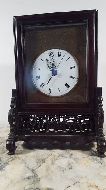 CHINA Shanghaï Wooden clock stained molded,...