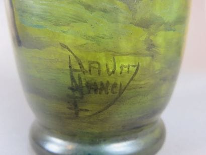 DAUM Nancy Vase oblong à col resserré en...