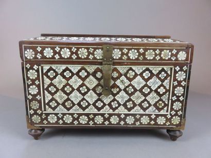 Rosewood box inlaid with bone: flowers, geometric...