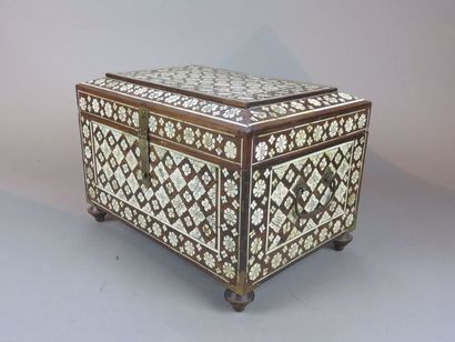 Rosewood box inlaid with bone: flowers, geometric...