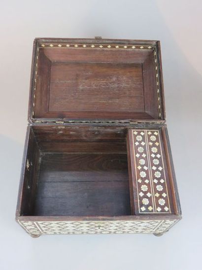 Rosewood box inlaid with bone: flowers, geometric...