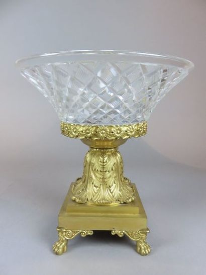 Cut crystal bowl with diamond points on a...