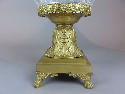 Cut crystal bowl with diamond points on a...