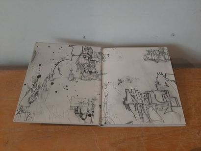 BOM.K HB Black Trace, 2007. Book with two...
