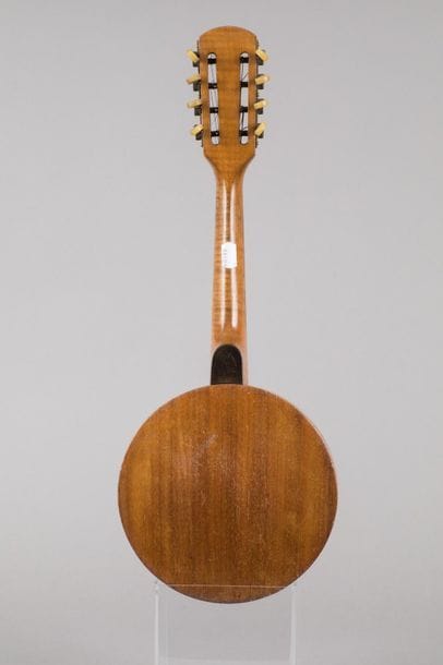 Small banjo from the 30's made in Mirecourt...