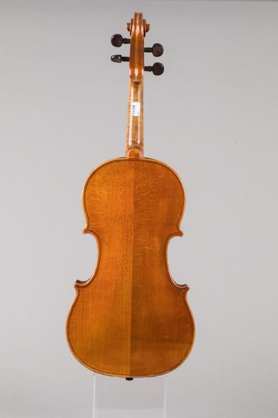 A French viola by Mirecourt, early 20th century,...