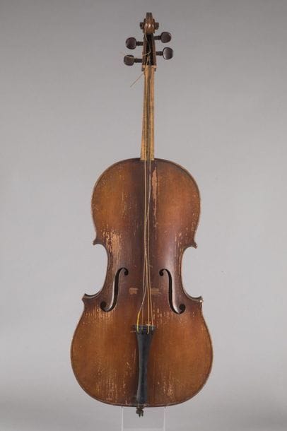 4/4 study cello, French-made early 20th century...