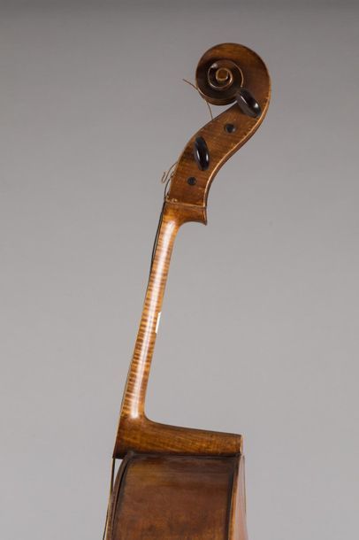 4/4 study cello, French-made early 20th century...