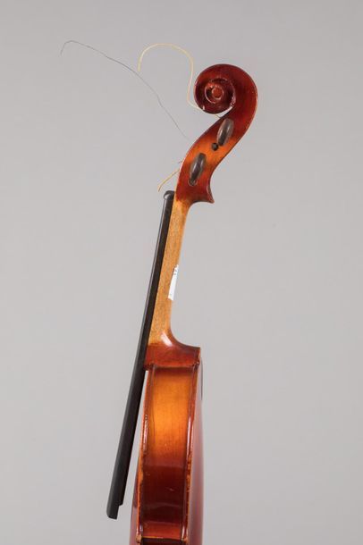 1/2 French violin by Mirecourt early XXth...