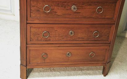 Mahogany and speckled mahogany veneer six-drawer...
