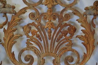 Attributed to Val d'Osne Balcony grating...
