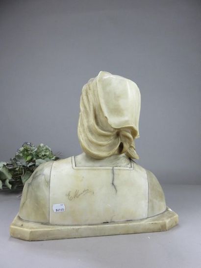 E. MONTONY, XIXe-XXe Buste de femme au gilet...