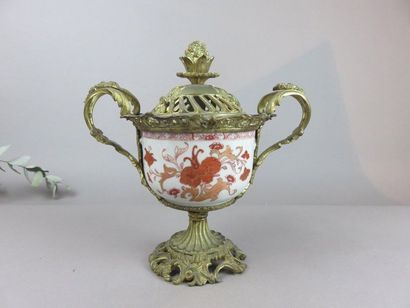 CHINE, Compagnie des Indes Bol en porcelaine...