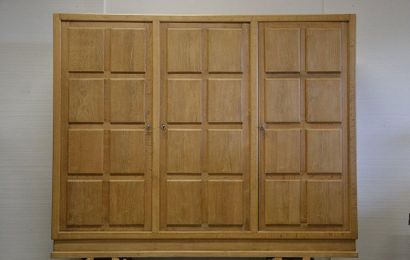 Cabinet de travail en chêne comprenant un...