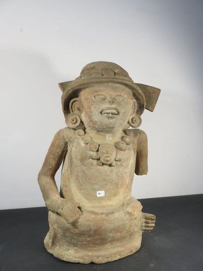 URNE HEIGHT or SITTING STATUS. Terracotta....