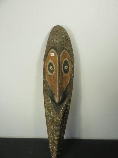 MASK. Wood and shells, pulp, vegetable dyes,...