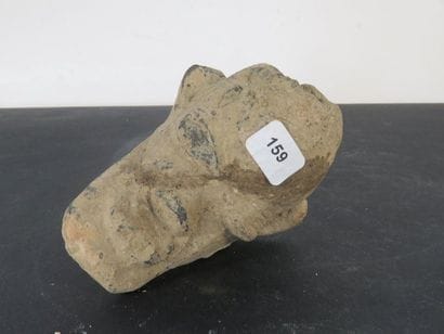 HEAD OF A STATUETTE. Terracotta. Mali, Djenne...