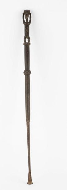 CANNE. Wood, brown patina. Iron point. The...