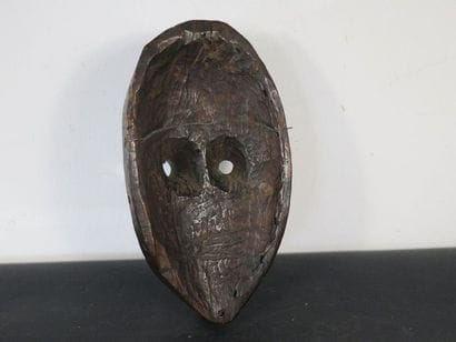 FACIAL MASK. Hard wood, beautiful shiny black...