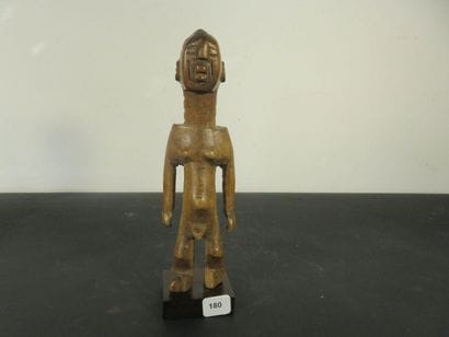 MALE STATUS. Wood, light patina. Togo, Ewe....