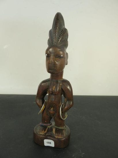 STATUETTE 