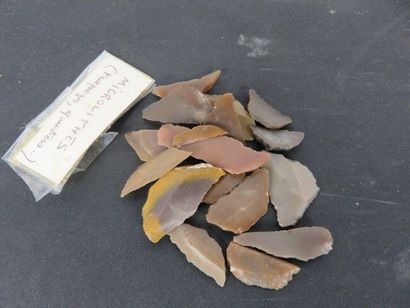 LOT - FABRICATION des perles d’oeufs d’Autruche....