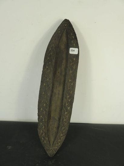 OBJET FUNERAIRE «Bongotol ou Mboogitwool»...